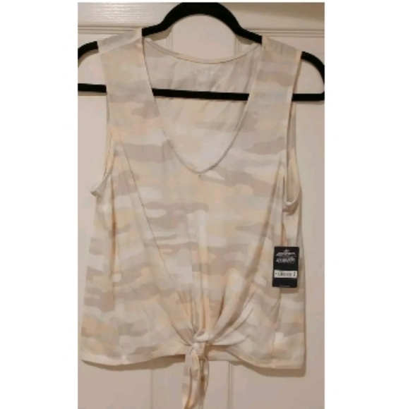 LUCKY BRAND BEIGE PLUSH PINK CAMOUFLAGE TIE FRONT - Picture 1 of 12